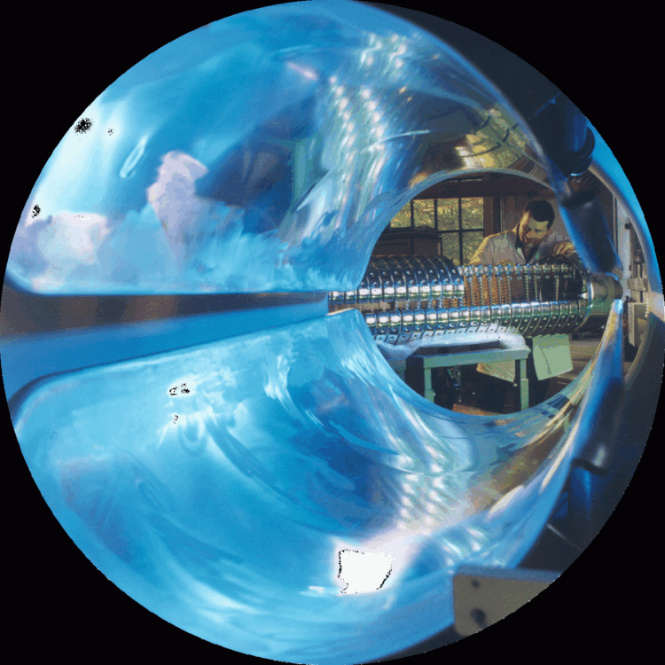 adrianhvee-1536x1536