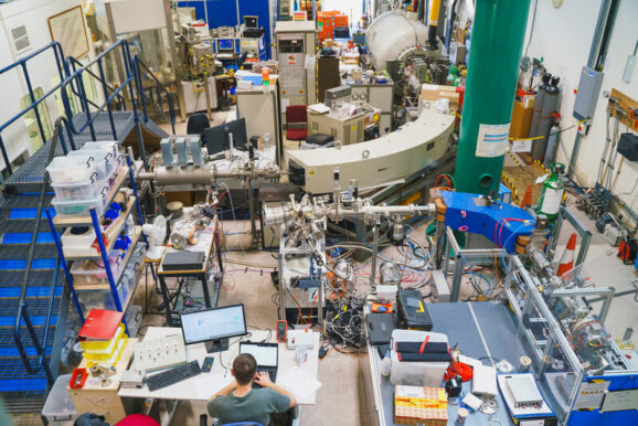 UKRI-EPSRC-Surrey-IonBeamCentre-29