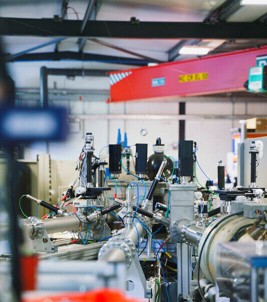 UKRI-EPSRC-Surrey-IonBeamCentre-94